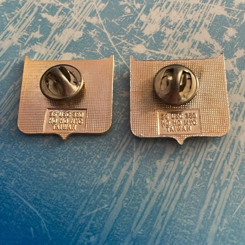 Vintage #1 lapel